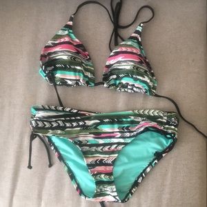 NWOT Mossimo Bikini
